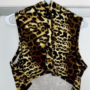 Cheetah print crop top